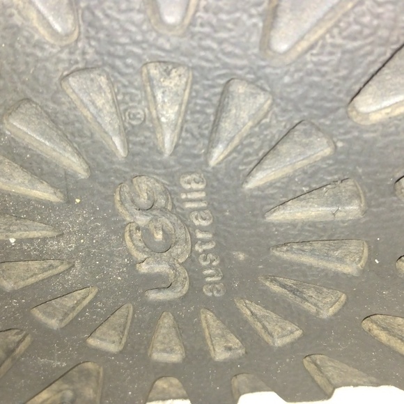 UGG Cardy Boots - Picture 8 of 10